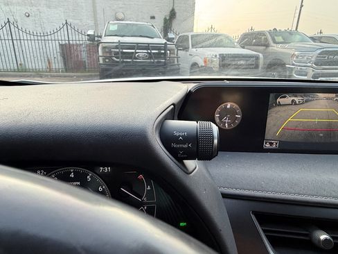 Used 2021 Lexus UX 200 w/ Premium Package FWD image 42