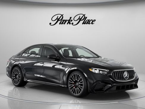 New 2026 Mercedes-Benz E 53 AMG e 4MATIC Sedan image 31