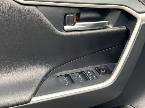 Used 2021 Toyota RAV4 XSE w/ Weather Package image 13