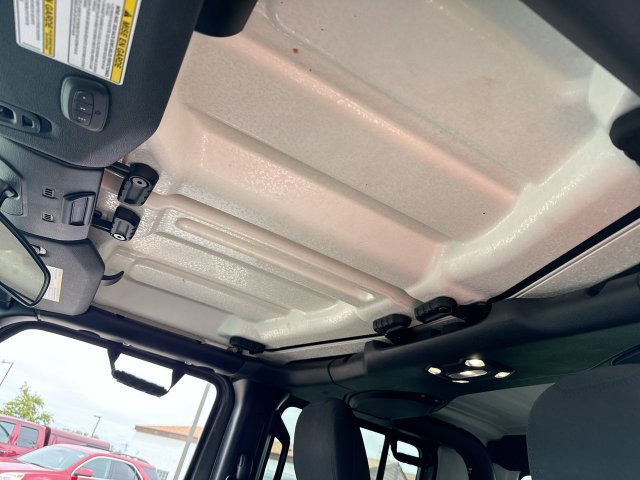 Used 2021 Jeep Gladiator Sport AWD/4WD image 22