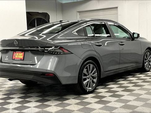 New 2026 Nissan Sentra SL w/ Floor Mat Package FWD image 16