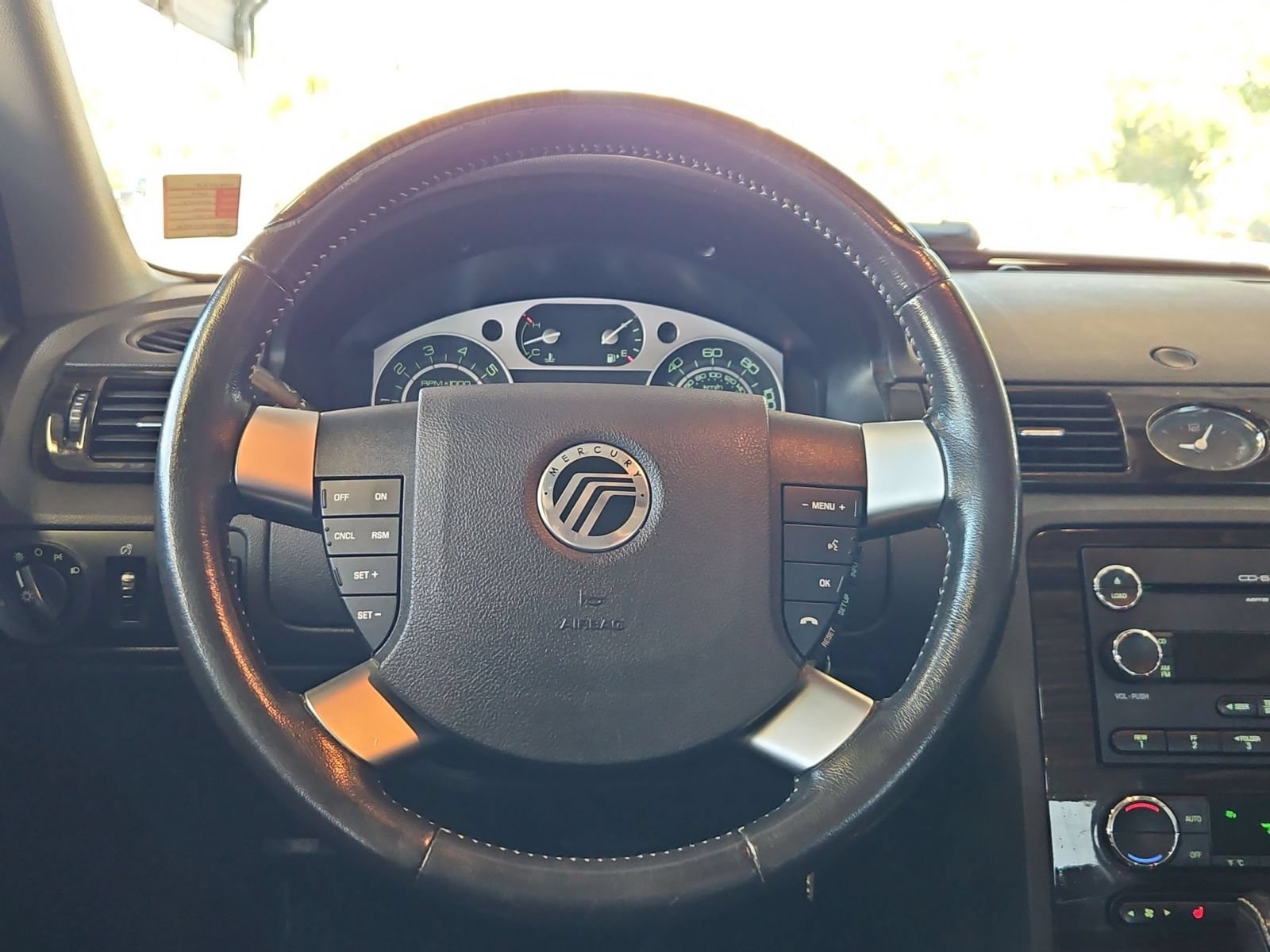 Used 2009 Mercury Sable Premier FWD image 12