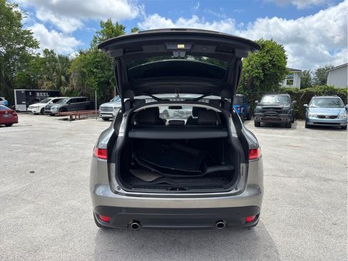 Used 2018 Jaguar F-PACE R-Sport AWD/4WD image 49