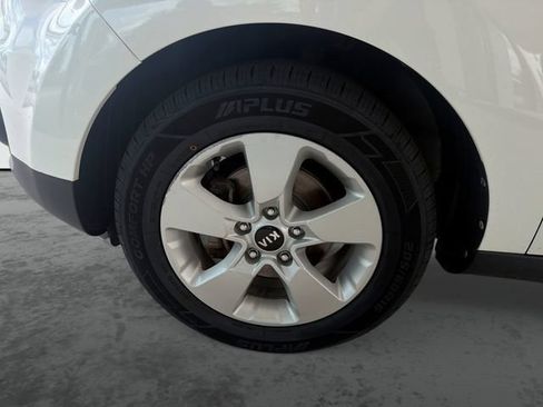 Used 2019 Kia Soul w/ Convenience Package FWD image 26