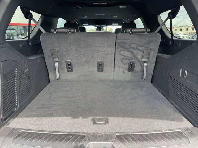 Used 2024 Chevrolet Suburban LT AWD/4WD image 17