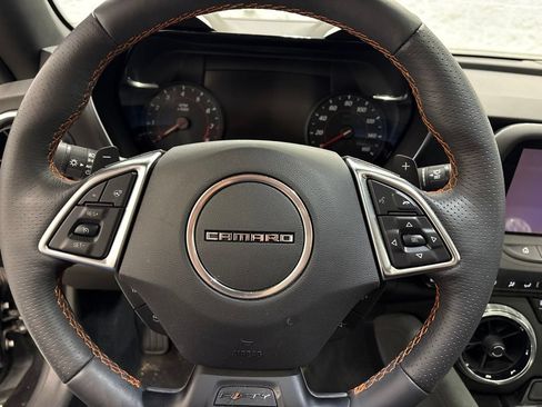 Used 2017 Chevrolet Camaro LT RWD image 23