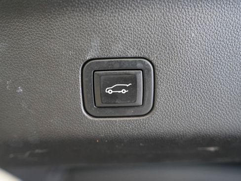 Used 2021 GMC Yukon XL AT4 w/ Rear Media and Nav Package AWD/4WD image 37