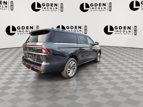 Used 2025 Lincoln Navigator L Reserve AWD/4WD image 8