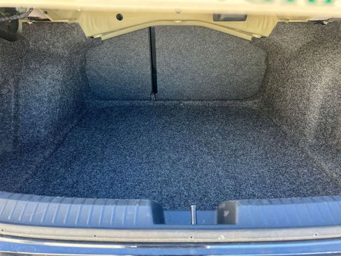 Used 2025 Volkswagen Jetta SE image 31