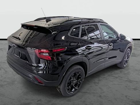 New 2026 Chevrolet Trax LT w/ Midnight Edition FWD image 14