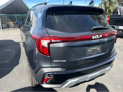 Certified 2024 Kia Seltos S image 4