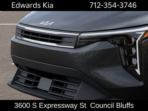 New 2026 Kia K4 FWD image 14
