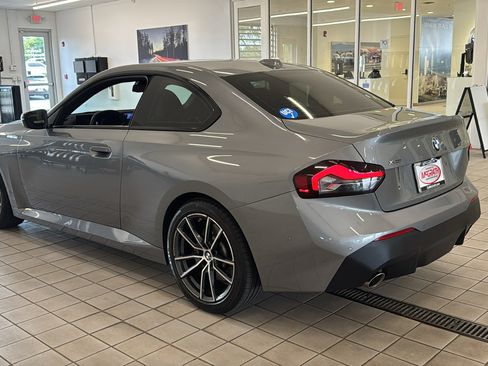 Used 2025 BMW 230i xDrive Coupe w/ Premium Package AWD/4WD image 7