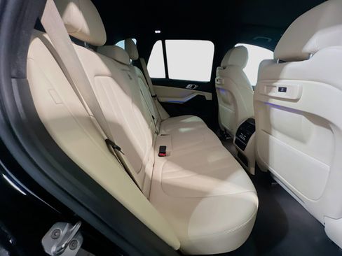 Used 2019 BMW X5 xDrive40i w/ Convenience Package image 21