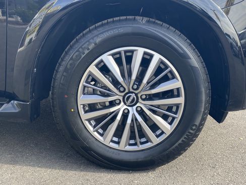 Used 2023 Nissan Armada SL image 9