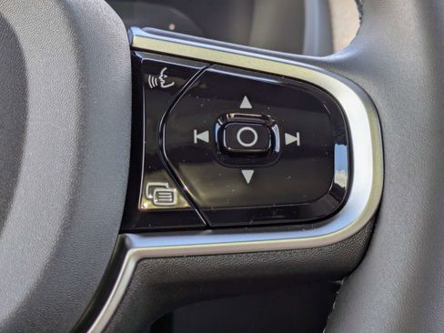 New 2026 Volvo XC90 T8 Plus image 25