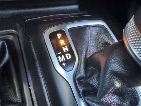 Used 2019 Jeep Wrangler Unlimited Rubicon w/ Dual Top Group image 29