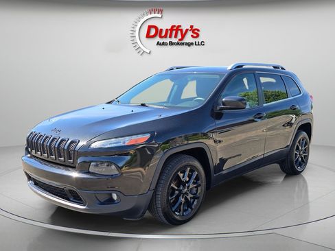 Used 2016 Jeep Cherokee Latitude FWD image 14