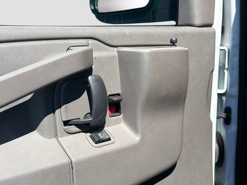 Used 2025 Chevrolet Express 3500 Extended w/ Driver Convenience Package RWD image 16