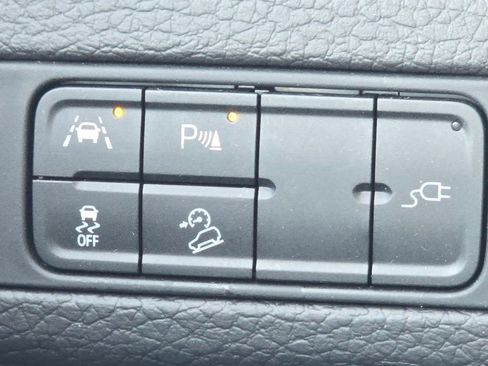 Used 2021 GMC Yukon Denali image 31