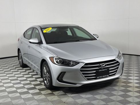 Used 2017 Hyundai Elantra Value Edition w/ Cargo Package FWD image 3