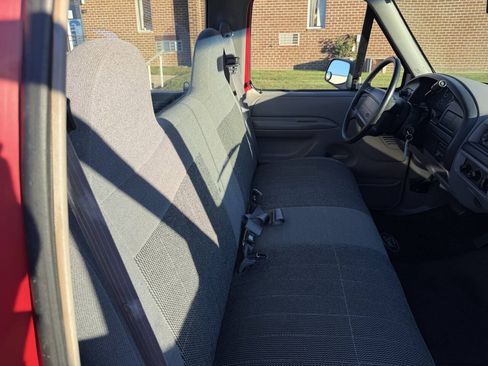 Used 1996 Ford F150 2WD Regular Cab image 25
