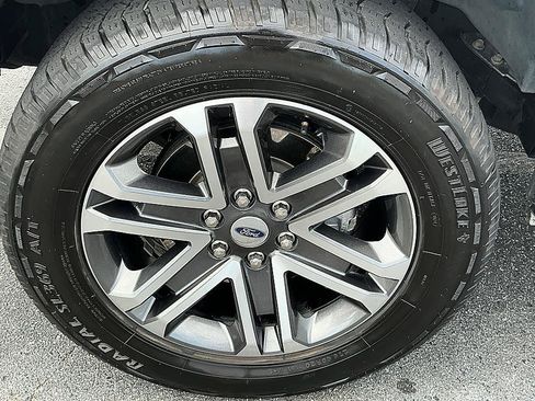 Used 2021 Ford F150 XL w/ STX Appearance Package RWD image 9