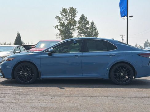 Used 2023 Toyota Camry XSE w/ Blackout Package (TMS) FWD image 6
