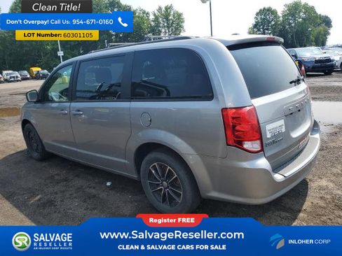 Used 2018 Dodge Grand Caravan GT FWD image 3