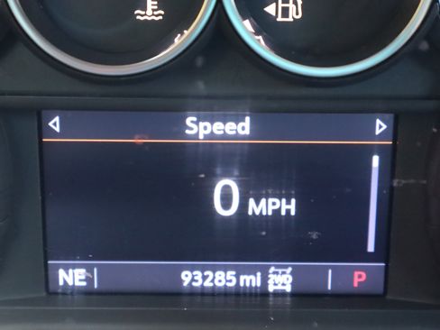 Used 2020 Chevrolet Silverado 2500 LTZ image 25