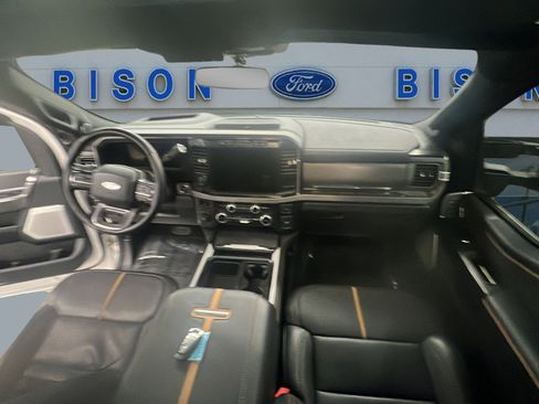 Certified 2024 Ford F450 Platinum w/ FX4 Off-Road Package image 14