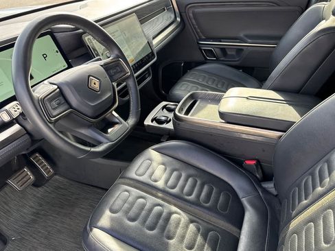 Used 2022 Rivian R1T Adventure AWD/4WD image 9