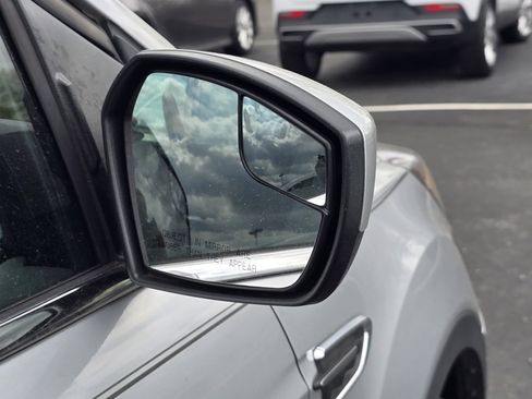 Used 2019 Ford Escape SE image 21