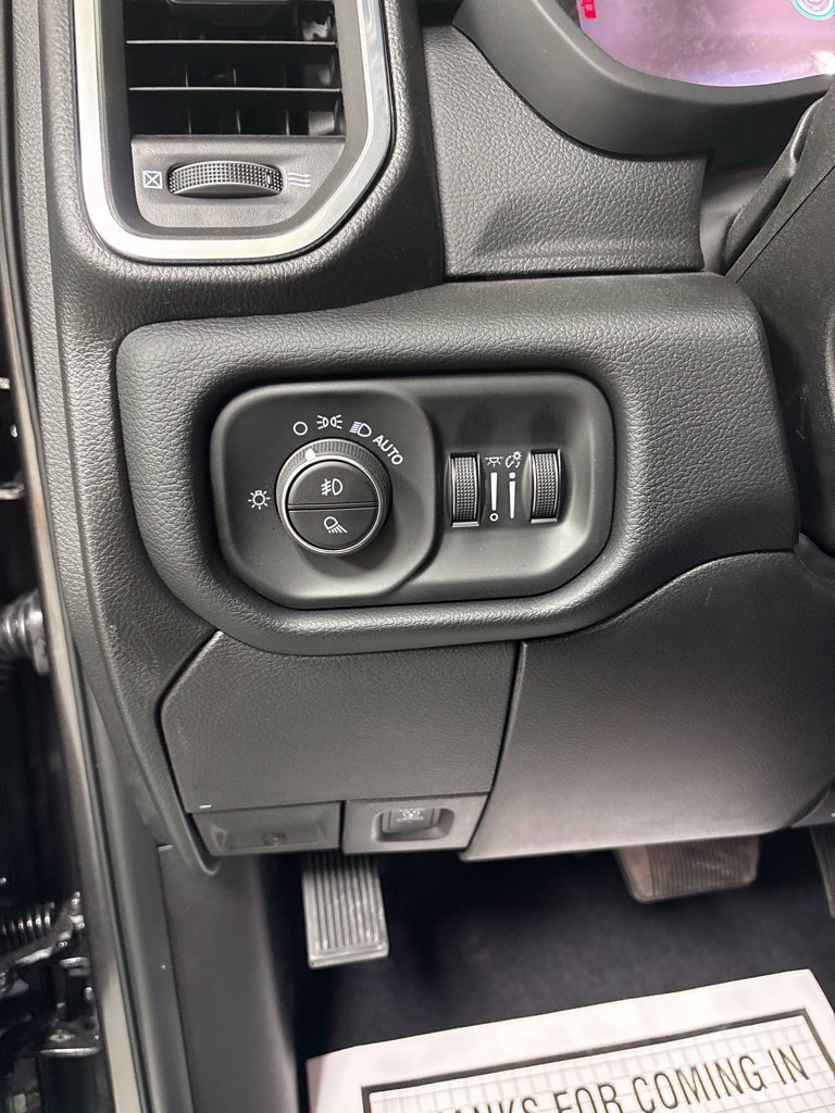 New 2027 RAM 2500 Laramie AWD/4WD image 11