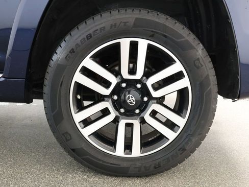 Used 2019 Toyota 4Runner Limited image 7