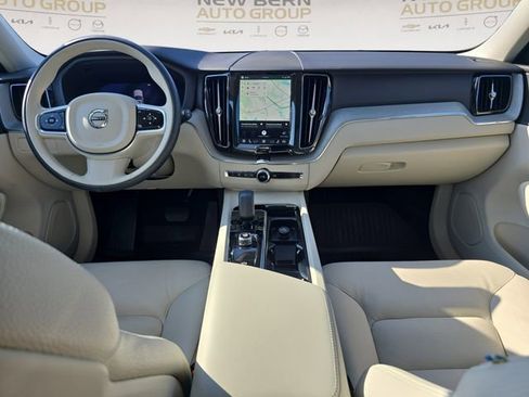 Certified 2024 Volvo XC60 B5 Plus w/ Protection Package Premier AWD/4WD image 10