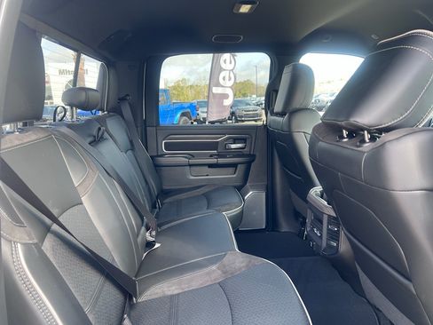 New 2026 RAM 2500 Laramie AWD/4WD image 13