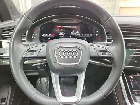 Used 2022 Audi Q7 3.0T Premium Plus w/ Premium Plus Package AWD/4WD image 7