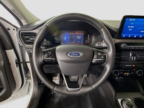 Used 2023 Ford Escape Active w/ Cold Weather Package FWD image 13