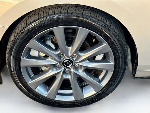 Used 2025 MAZDA MAZDA3 s image 34