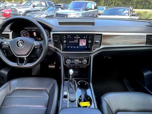 Used 2019 Volkswagen Atlas SEL Premium image 15