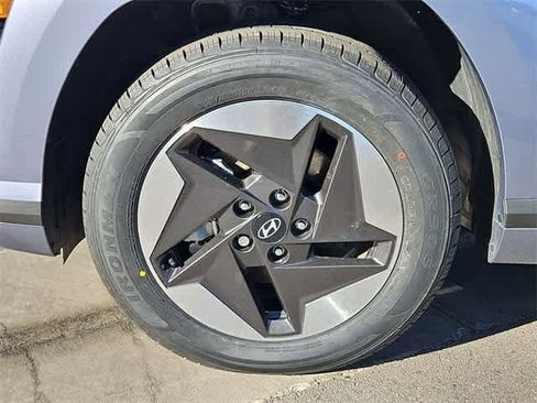Used 2024 Hyundai Kona SEL image 13