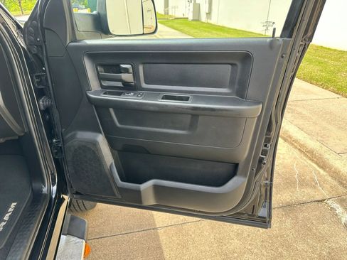 Used 2022 RAM 3500 Tradesman image 32