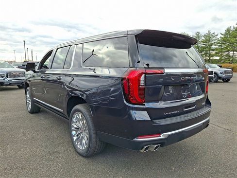 New 2026 GMC Yukon XL Denali w/ Sun & Power Step Package image 3