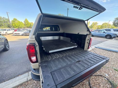Used 2022 GMC Sierra 1500 Elevation w/ Elevation Premium Package AWD/4WD image 7