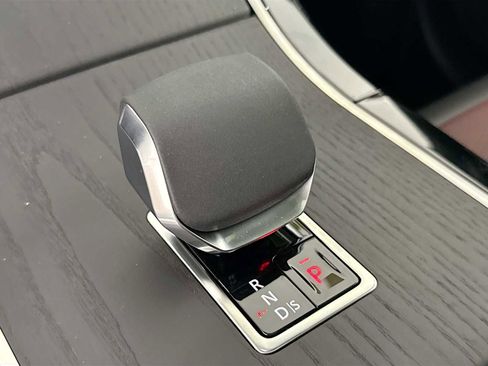 New 2026 Land Rover Range Rover Velar Autobiography image 18