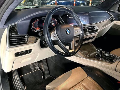 Used 2019 BMW X7 xDrive40i w/ Dynamic Handling Package image 17