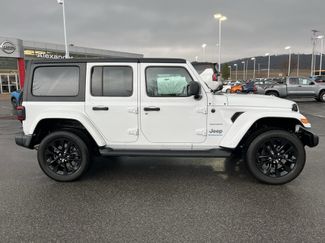 Used 2023 Jeep Wrangler Unlimited Sahara w/ Cold Weather Group video 2