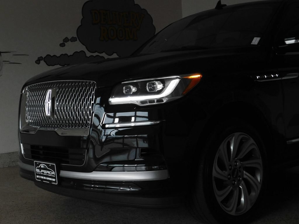 Used 2024 Lincoln Navigator Reserve w/ Equipment Group 201A AWD/4WD image 15