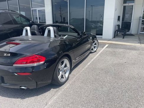Used 2015 BMW Z4 sDrive35i RWD image 3